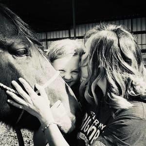 Meet your Posher, Hanna